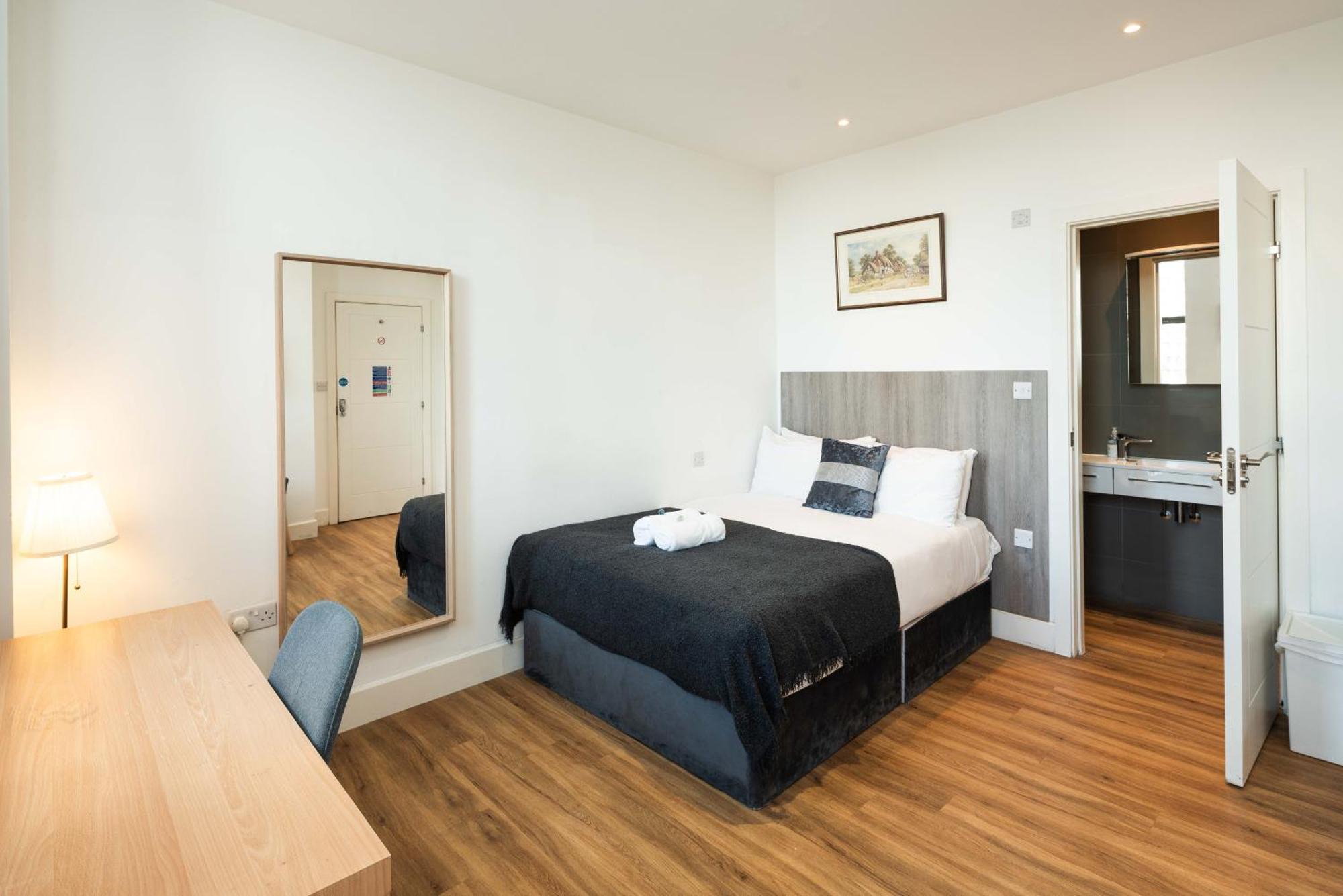 Equitable Hotel London Bagian luar foto